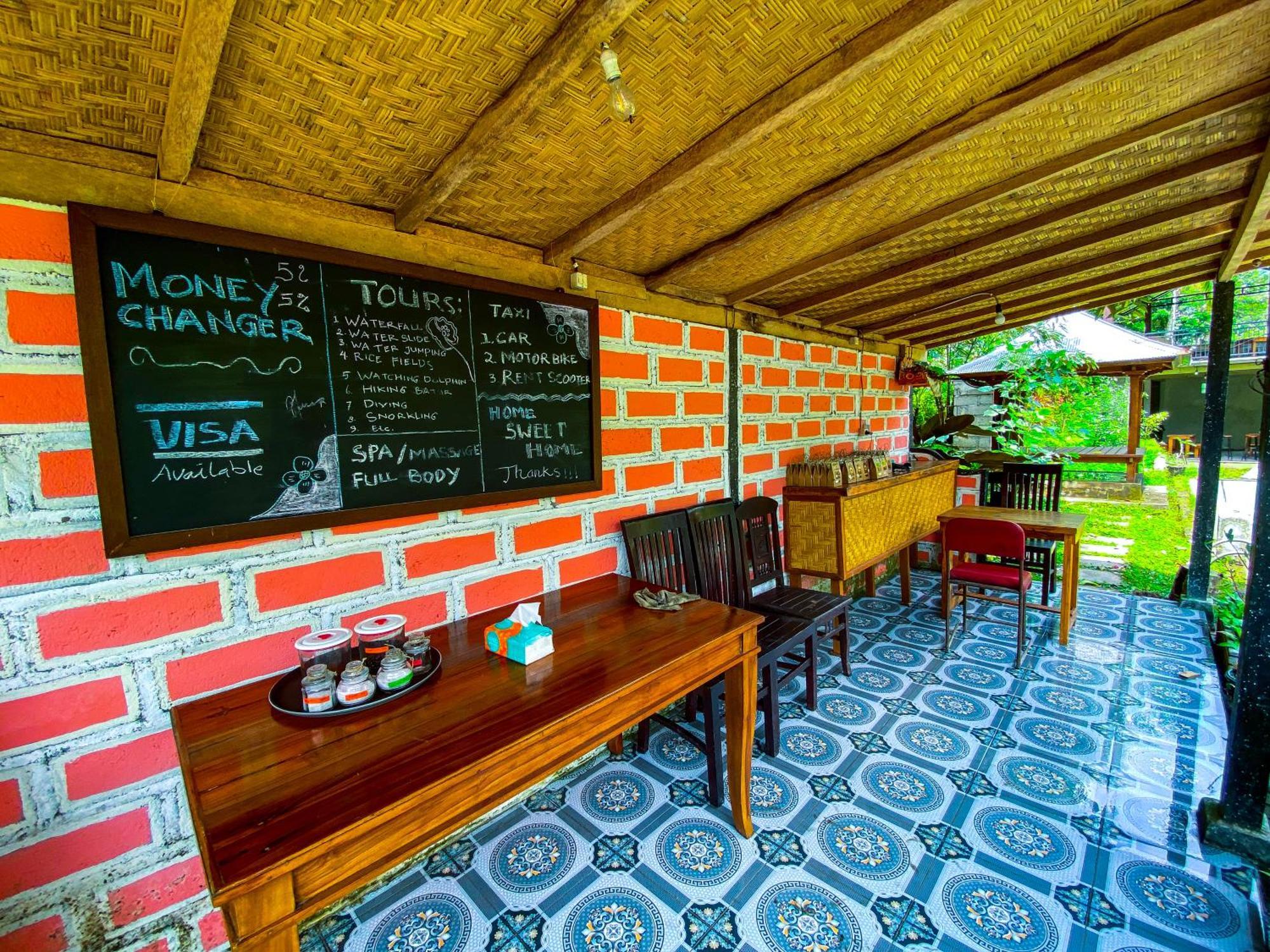 Ananda Homestay Lemukih Singaraja  Bagian luar foto
